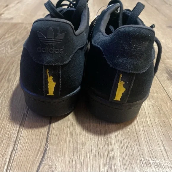 Adidas Original superstar 80s New York - Picture 4 of 5